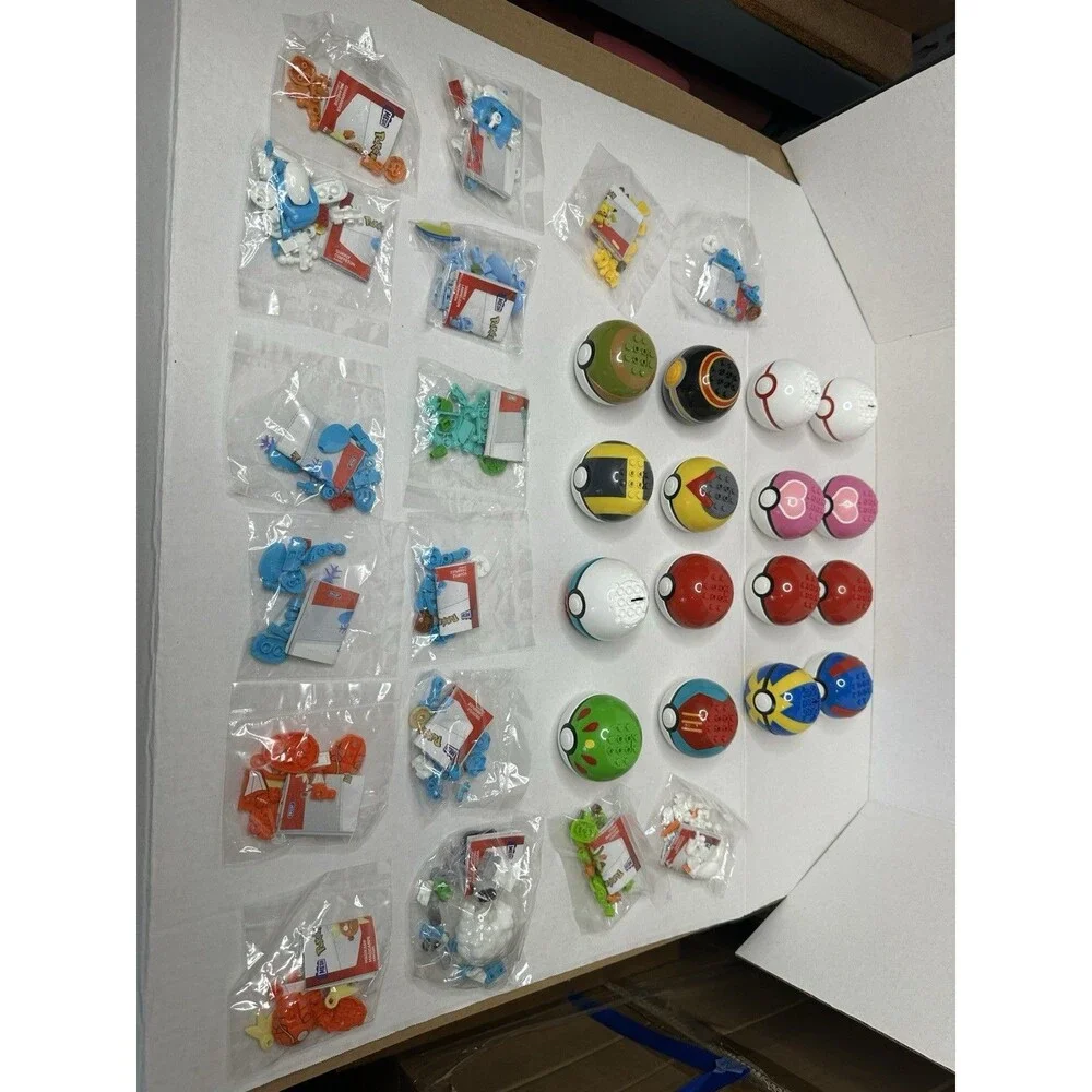 Mega Construx Pokémon Lot of 16 Pokémon Poké Ball building sets. Sealed Bags